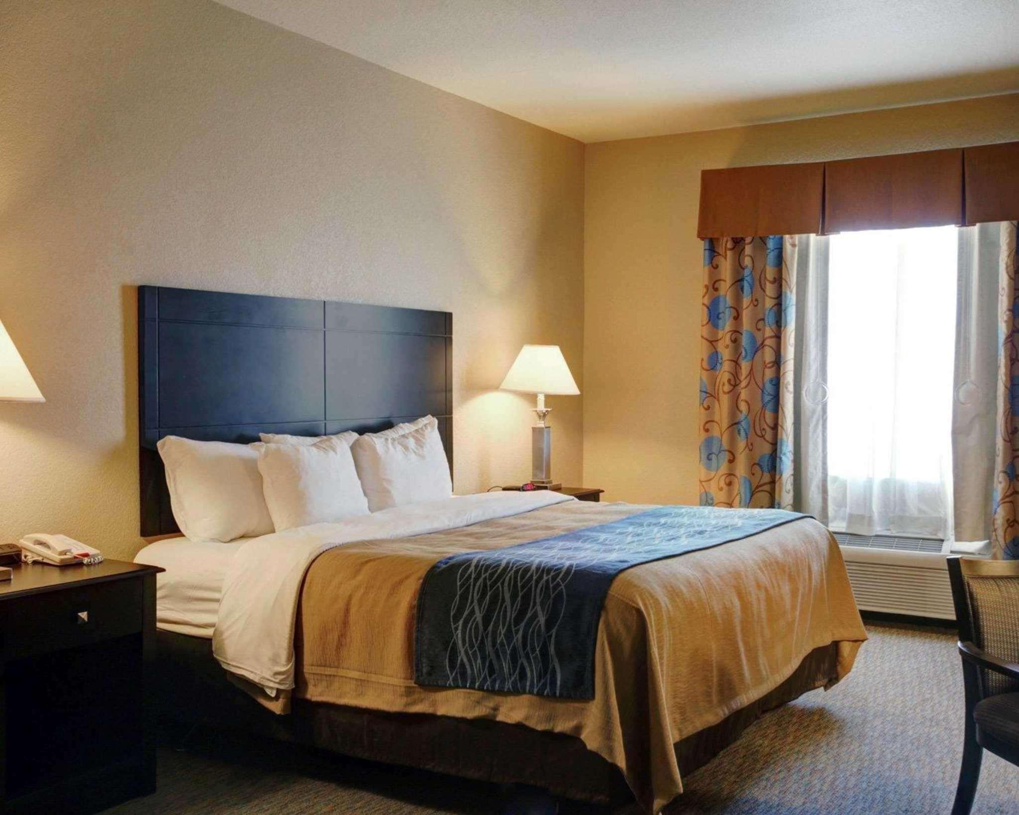 Spark By Hilton Selma Exterior photo