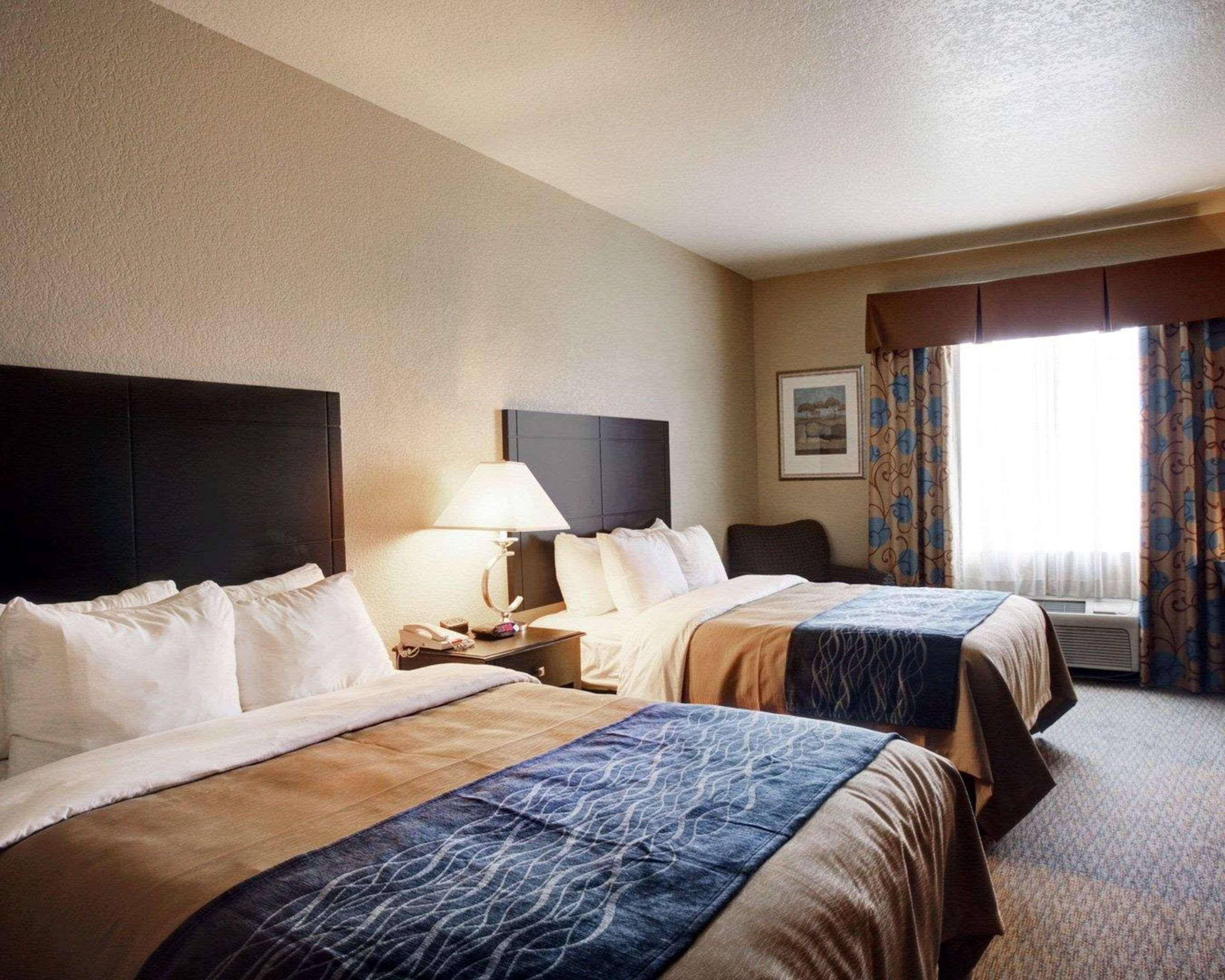 Spark By Hilton Selma Exterior photo