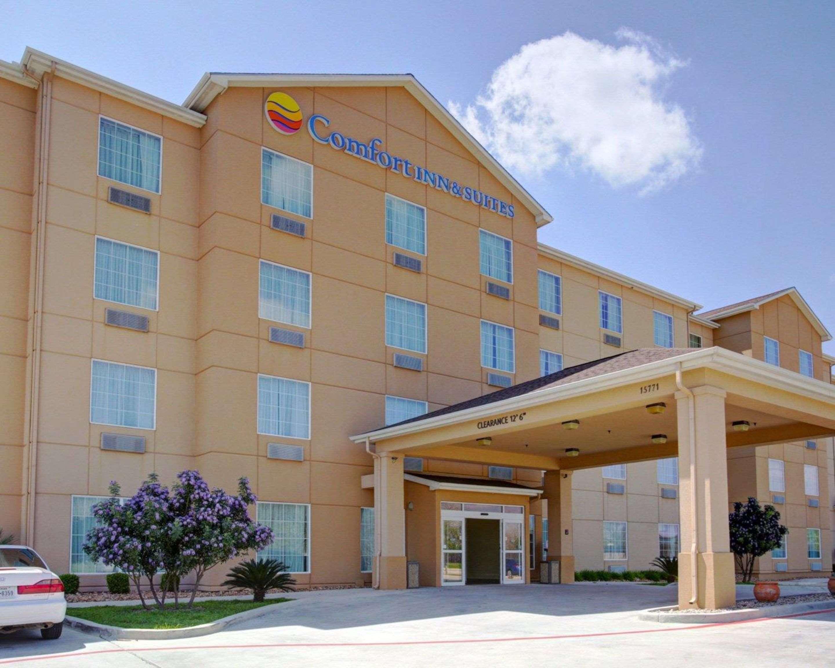 Spark By Hilton Selma Exterior photo