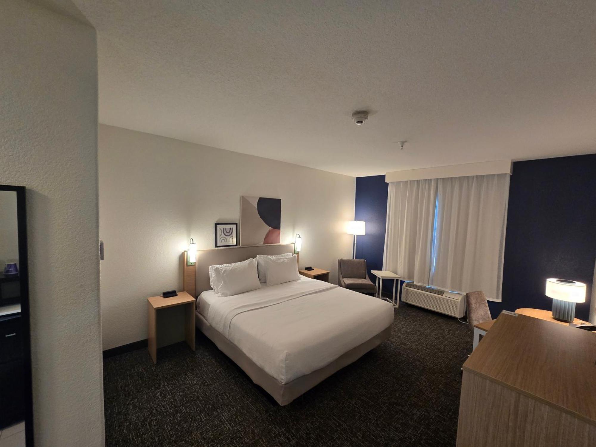 Spark By Hilton Selma Exterior photo