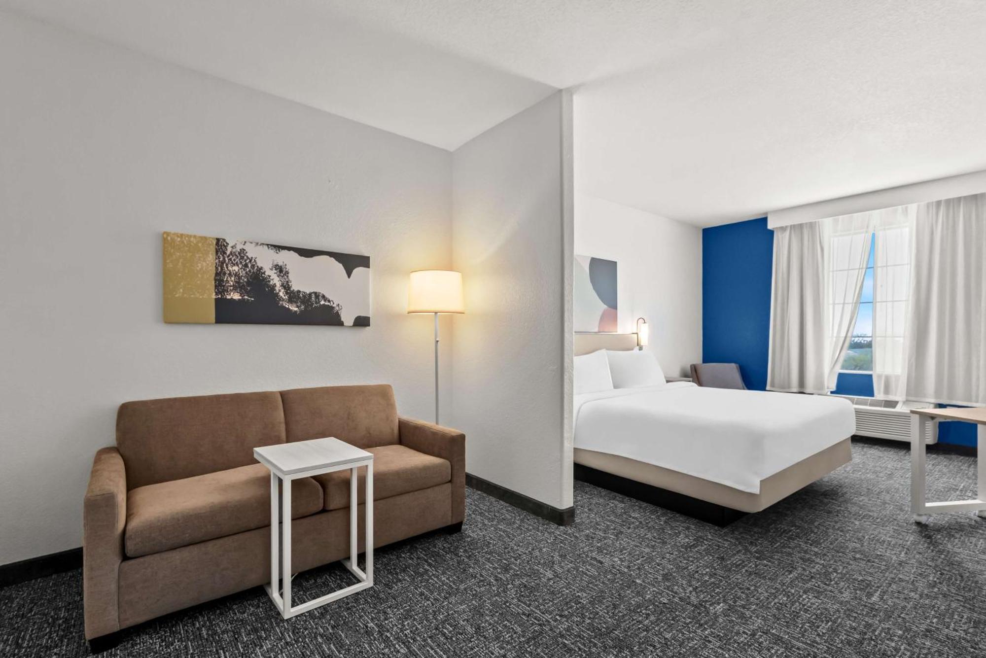 Spark By Hilton Selma Exterior photo